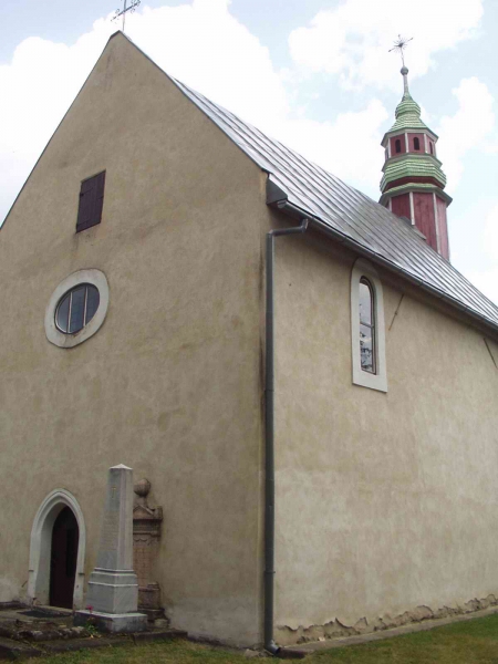 Kostol sv.Anny zo severnej strany